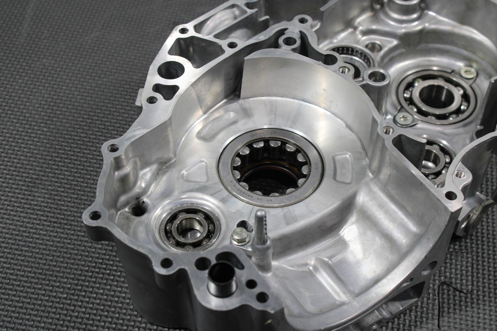2019 HONDA 19 - 20 CRF450RX OEM LEFT ENGINE MOTOR CRANKCASE CRANK NEEDS REPAIR! - hggarage