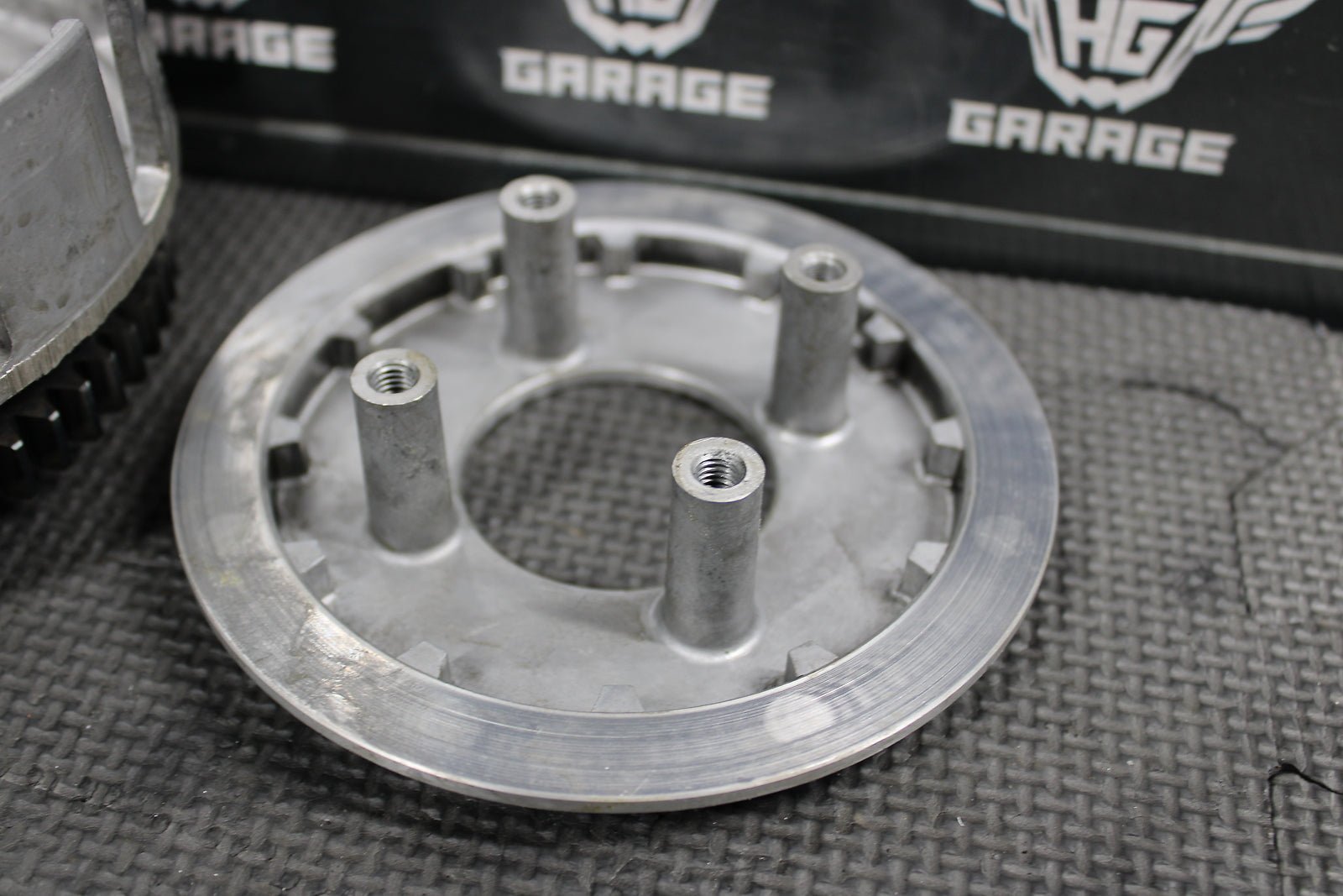 1986 HONDA XR250R OEM COMPLETE CLUTCH W PLATES BASKET HUB 22100 - KT1 - 010 - hggarage