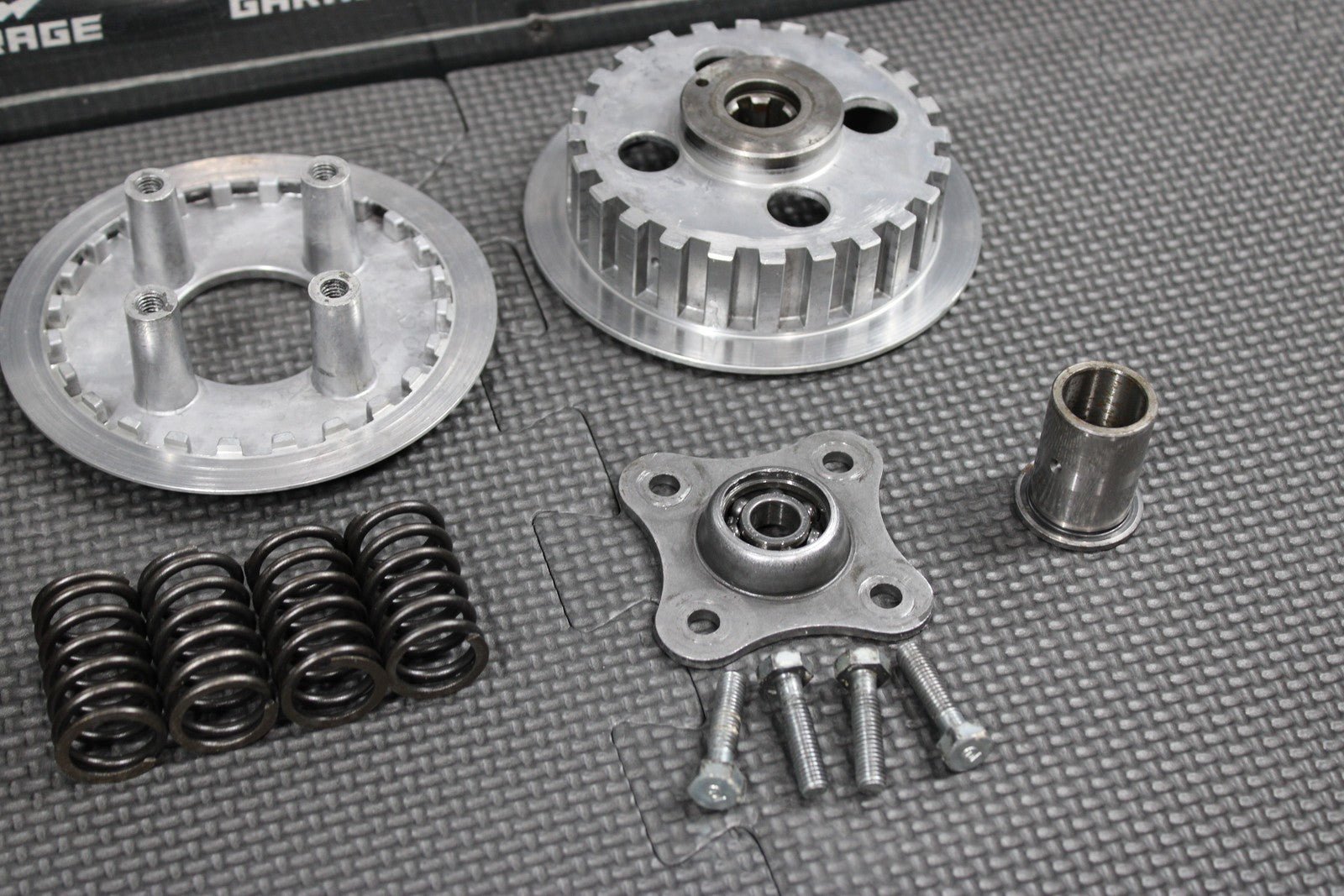 1991 87 - 95 HONDA CR80R OEM COMPLETE CLUTCH W PLATES BASKET HUB 22100 - GC4 - 600 - hggarage