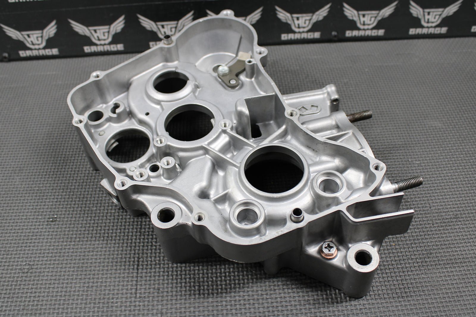 1999 99 - 02 HONDA CR125R OEM RIGHT ENGINE MOTOR CRANKCASE CRANK CASE BLOCK MINT! - hggarage