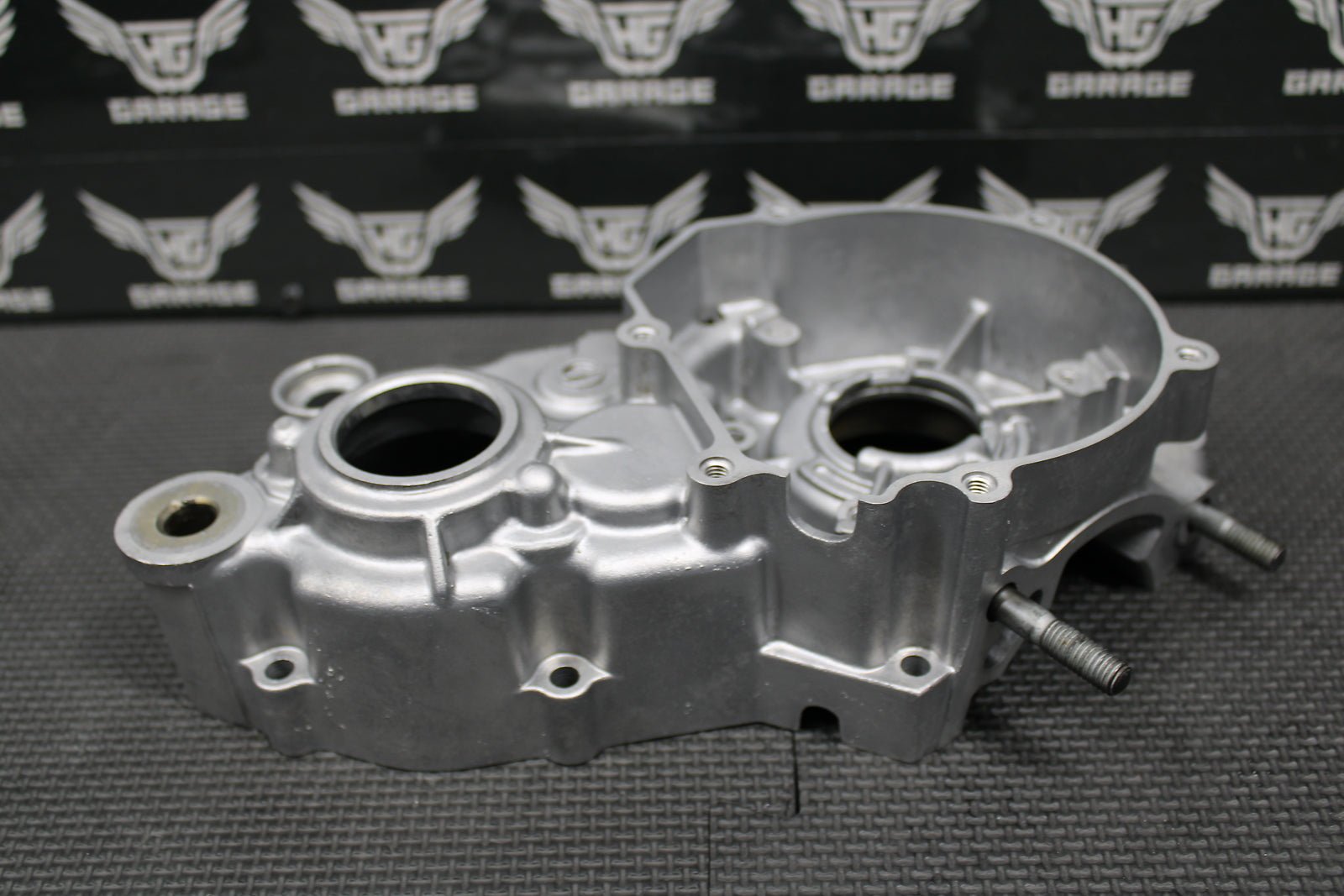 2008 KAWASAKI 08 - 22 KX85 LEFT ENGINE MOTOR CRANKCASE CRANK CASE HALF 14001 - 0737 - hggarage