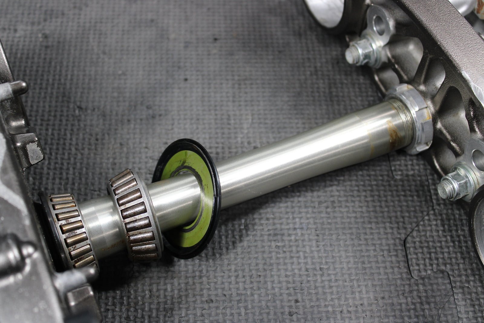 2010 Yamaha 10 - 13 YZ450F OEM Front Forks Lower Upper Triple Tree Assembly - hggarage