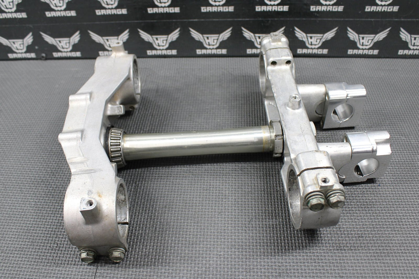 1997 SUZUKI 97 - 98 RM125 RM250 OEM FRONT FORKS LOWER UPPER TRIPLE TREE STEM CLAMP - hggarage