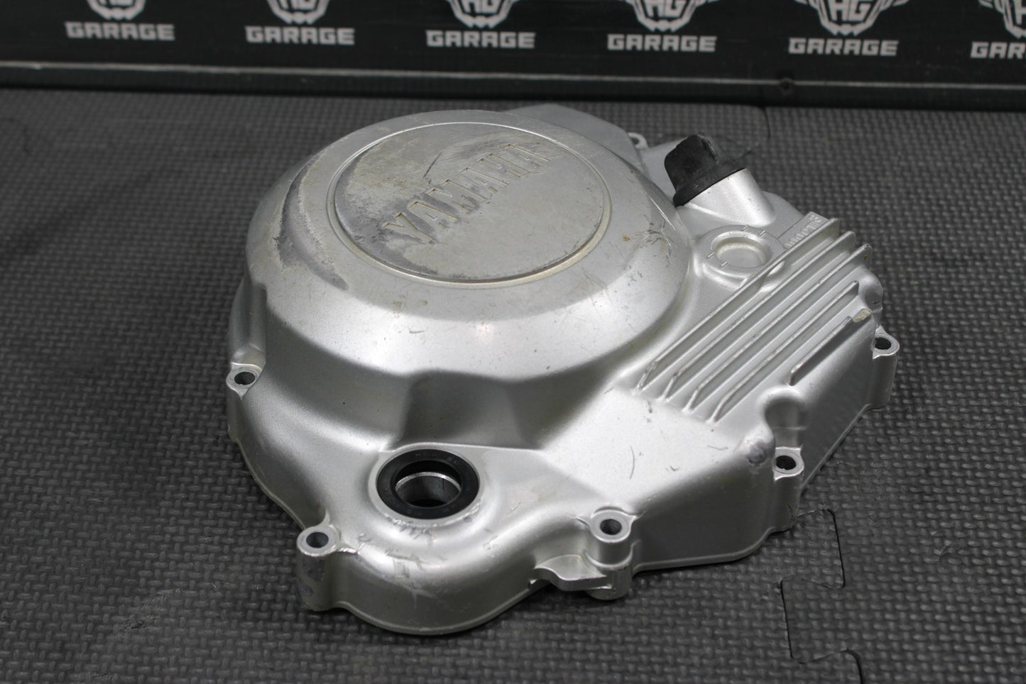 2001 YAMAHA TTR125 TTR125L ENGINE RIGHT SIDE CLUTCH COVER 5HH - 15421 - 00 - 00 - hggarage