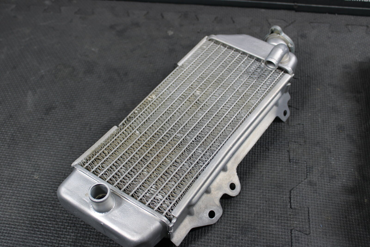 2012 KAWASAKI 10-16 KX250F OEM LEFT RIGHT ENGINE MOTOR COOLING COOLER RADIATOR