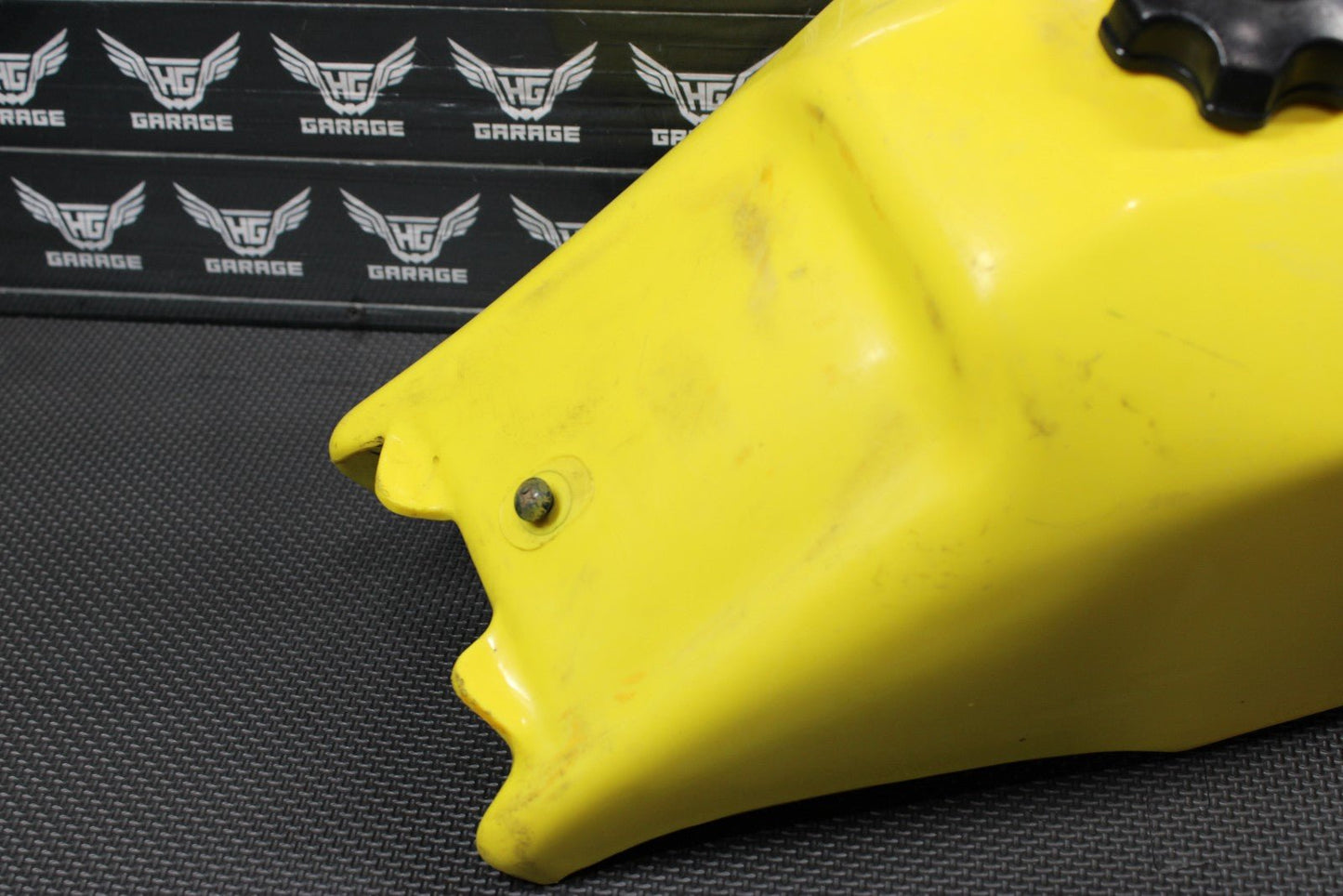 2001 SUZUKI RM80 00 - 01 OEM GAS FUEL TANK CELL GAS TANK RESERVOIR 44110 - 02B00 - YR1 - hggarage