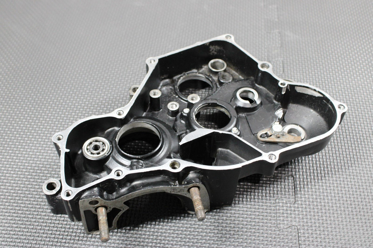 1991 86 - 95 HONDA CR80R OEM RIGHT ENGINE MOTOR CRANKCASE BLOCK 11100 - GC4 - 601 - hggarage
