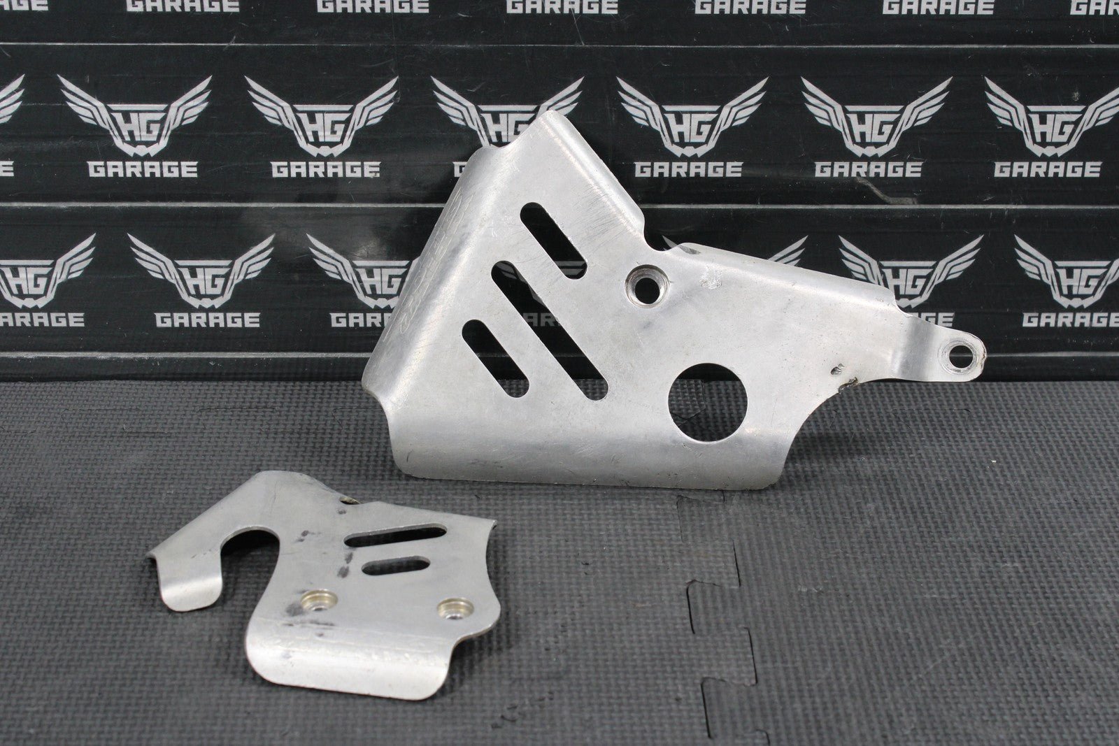 2002 YAMAHA YZ250 WORKS CONNECTION FRAME CHASSIS GUARDS SHIELDS PROTECTORS GUARD - hggarage
