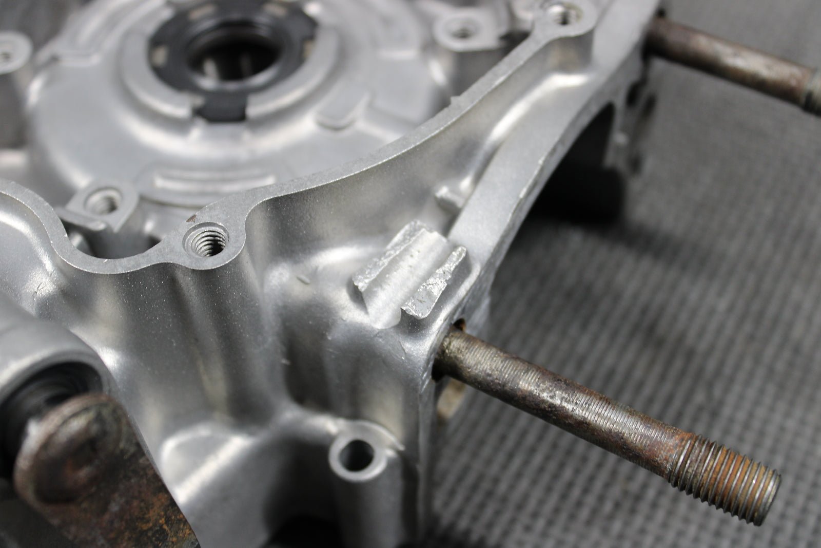 1991 Kawasaki KDX250 OEM L/R Engine Motor Crankcase Crank Cases Block Damaged - hggarage
