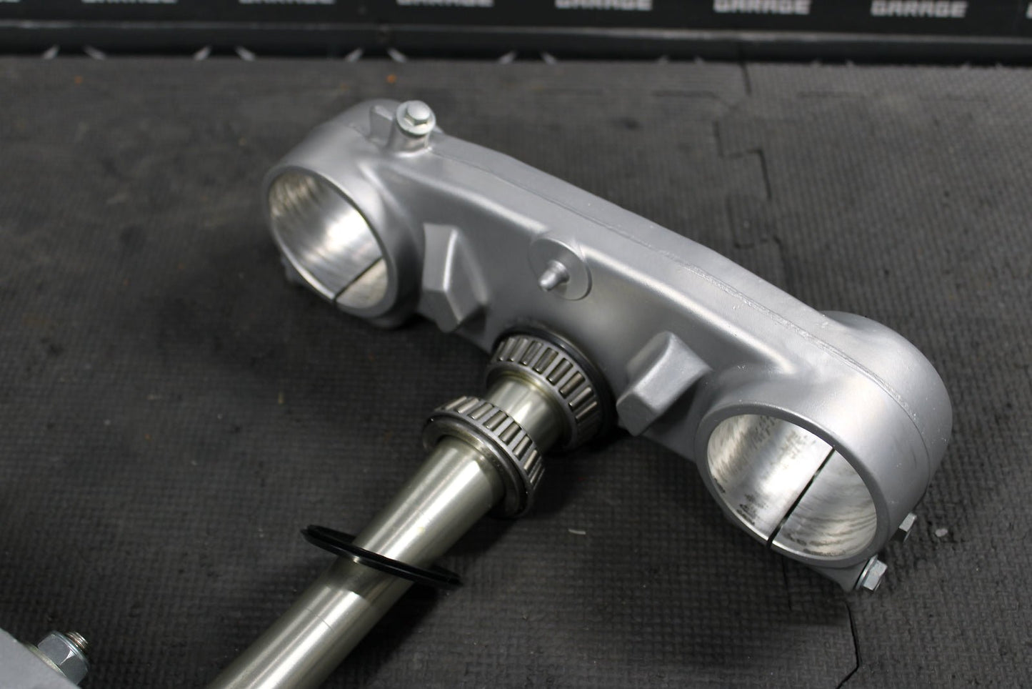 2002 HONDA CRF450R OEM FRONT FORKS LOWER UPPER TRIPLE TREE STEM NICE! - hggarage