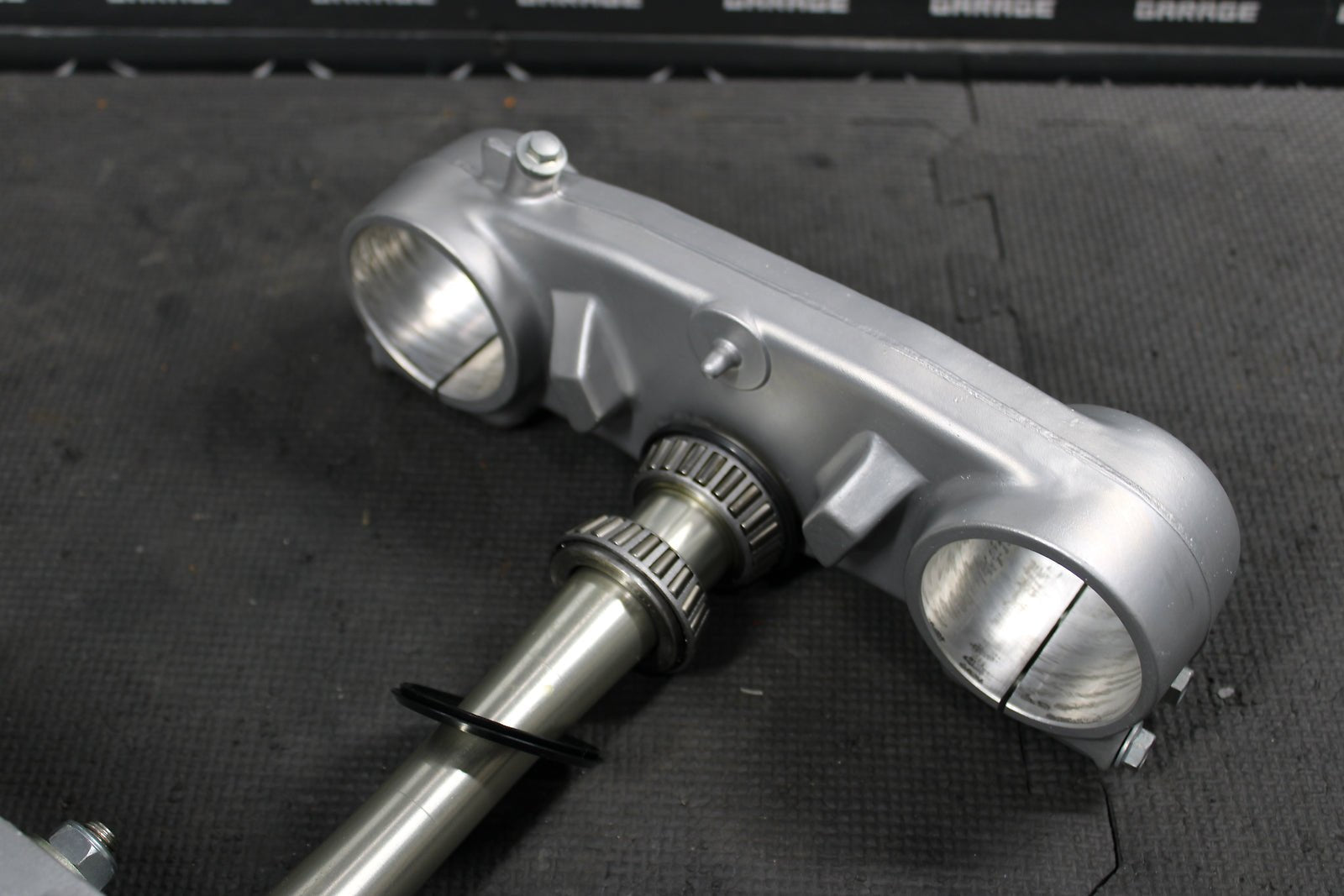 2002 HONDA CRF450R OEM FRONT FORKS LOWER UPPER TRIPLE TREE STEM NICE! - hggarage