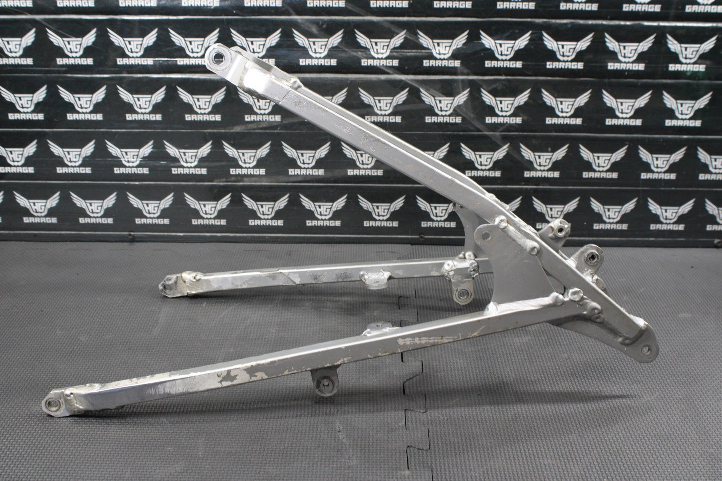 2000 SUZUKI RM125 RM250 OEM REAR BACK SUB FRAME SUBFRAME SUPPORT 41200 - 36E00 - hggarage