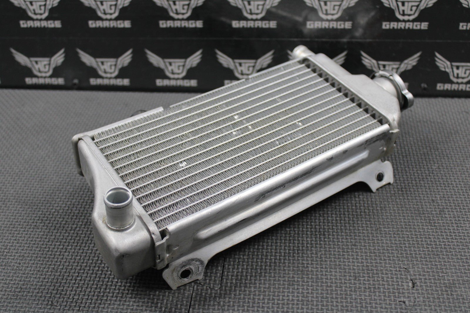 2019 SUZUKI 19 - 25 RMZ250 RMZ450 OEM RIGHT FILL SIDE RADIATOR COOLER 17710 - 37K01 - hggarage