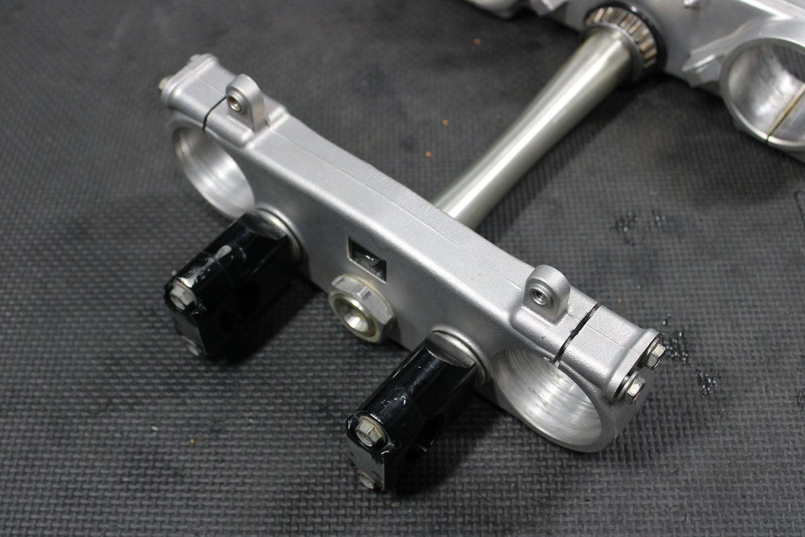 2013 HONDA CRF450R OEM FRONT FORKS LOWER UPPER TRIPLE TREE STEM CLAMP 53219 - MEN - hggarage