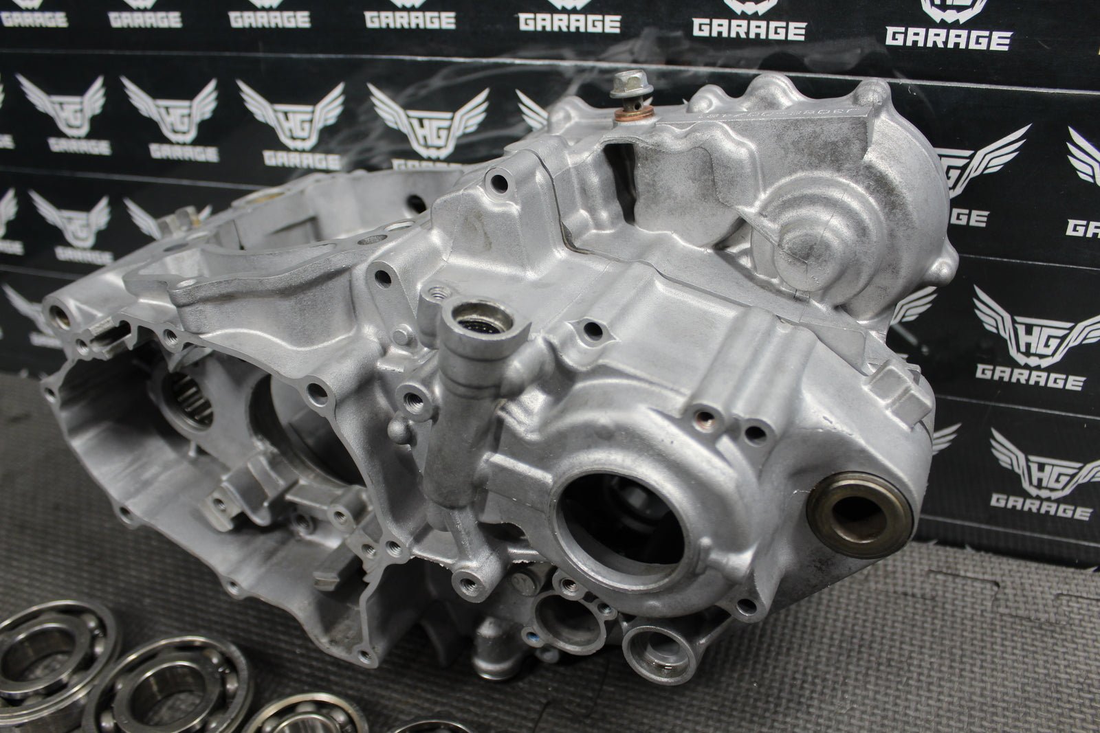 2000 YAMAHA YZ400F YZ426F OEM LEFT RIGHT ENGINE MOTOR CRANKCASE CRANK CASE BLOCK - hggarage