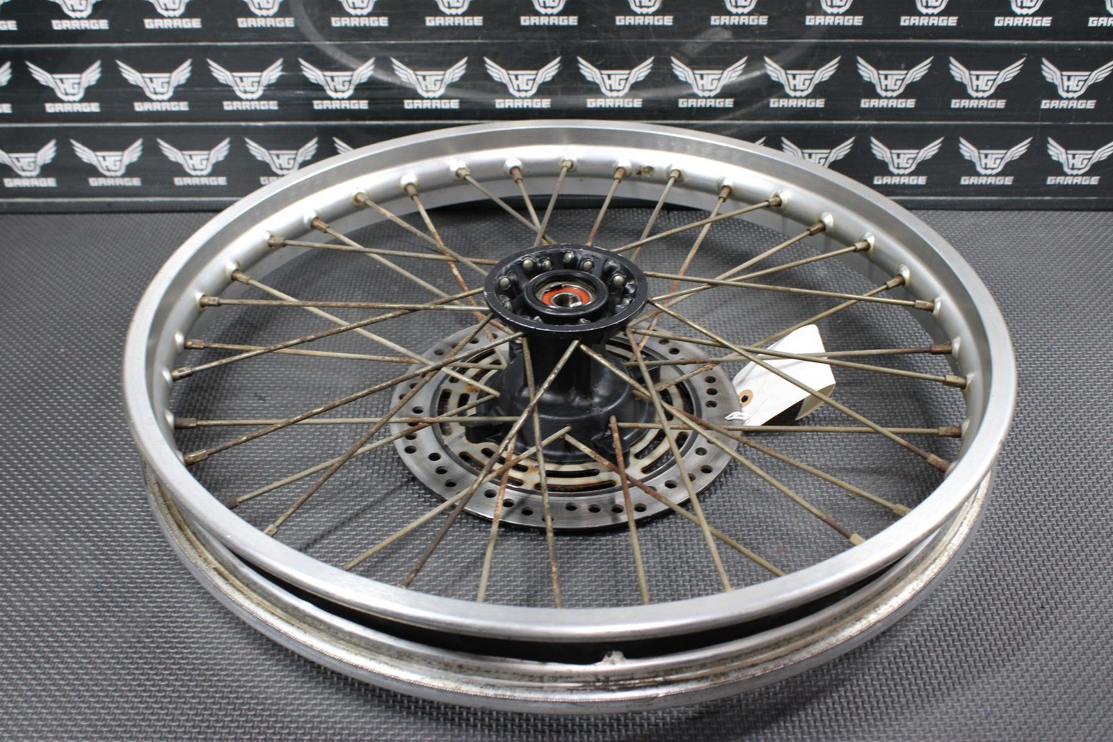 1987 HONDA XR250R OEM D.I.D FRONT WHEEL RIM HUB 44601 - MG2 - 830 44701 - KT1 - 781 - hggarage