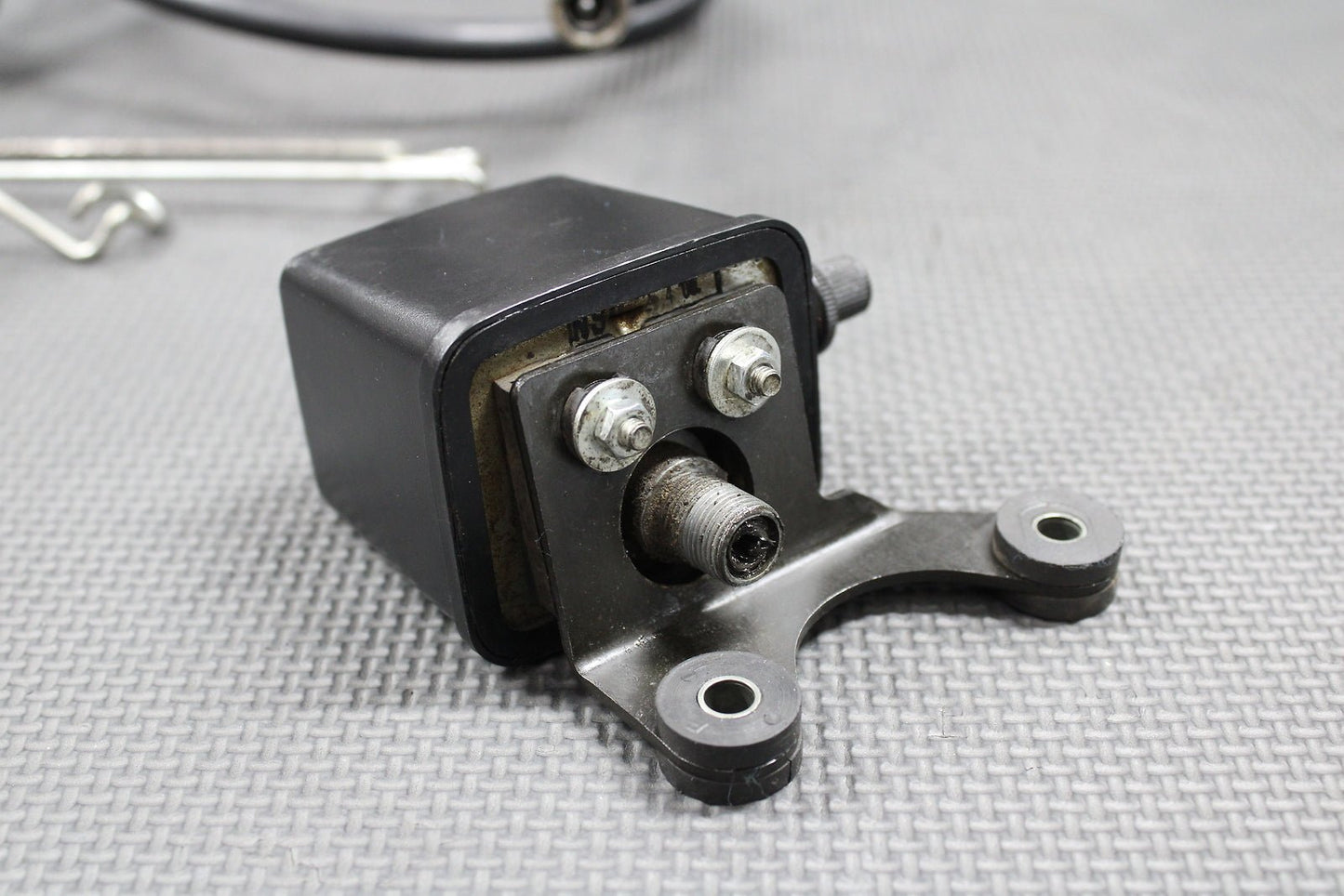 2000 SUZUKI 00 - 04 DRZ400 00 - 07 DRZ400E OEM TRIP METER SPEED DRIVE GEAR HUB CABLE - hggarage