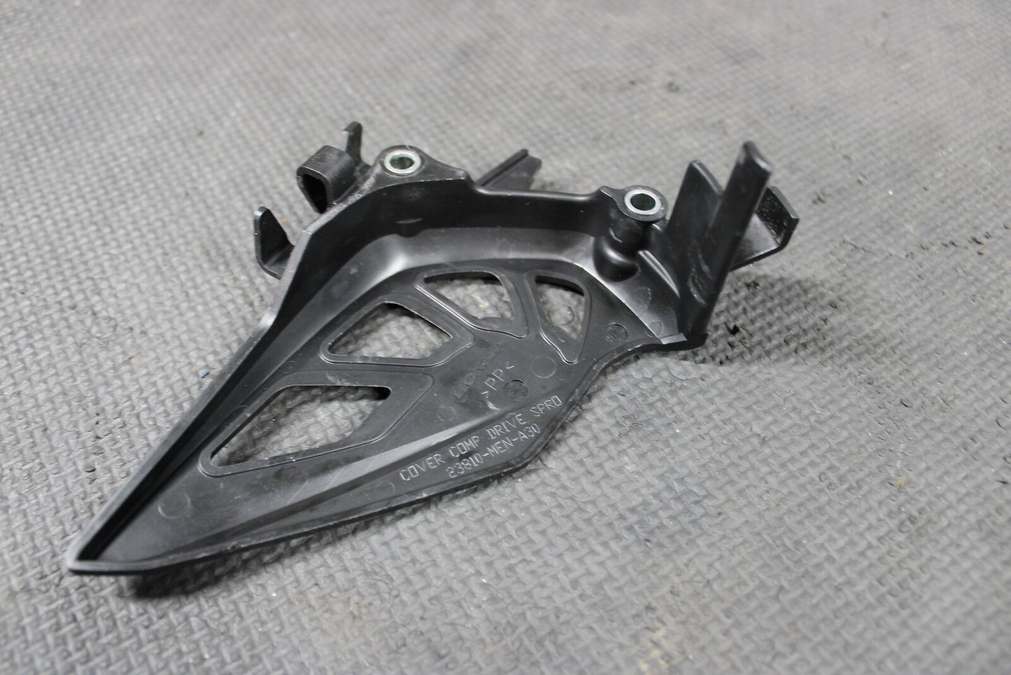 2014 10-17 HONDA CRF250R OEM MOTOR ENGINE FRONT SPROCKET COVER 23810-MEN-A30