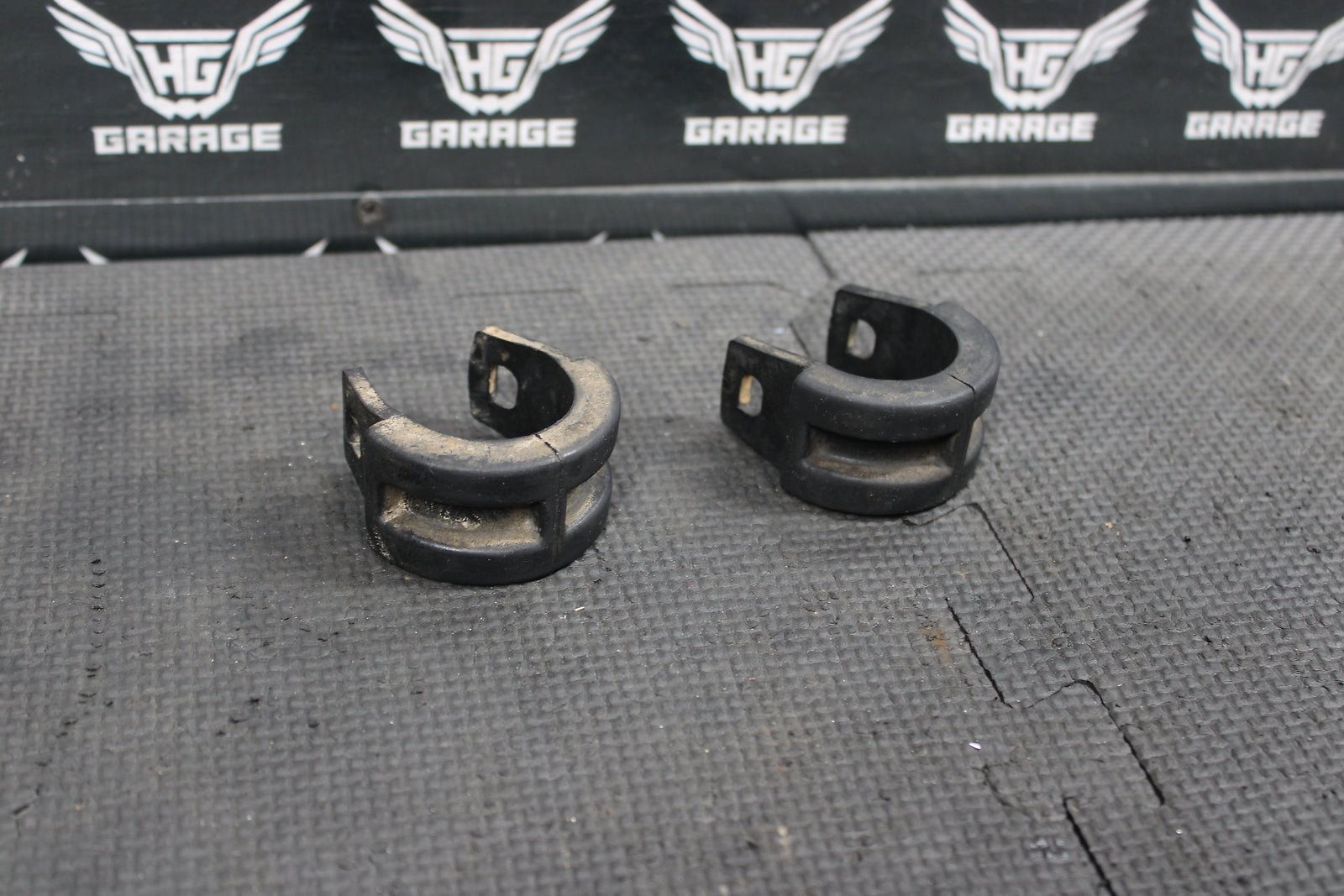 2006 HONDA CR80 CR80R CR80RB CR85R CR85RB OEM GAS FUEL TANK DAMPERS 17504 - GC4 - 83 - hggarage