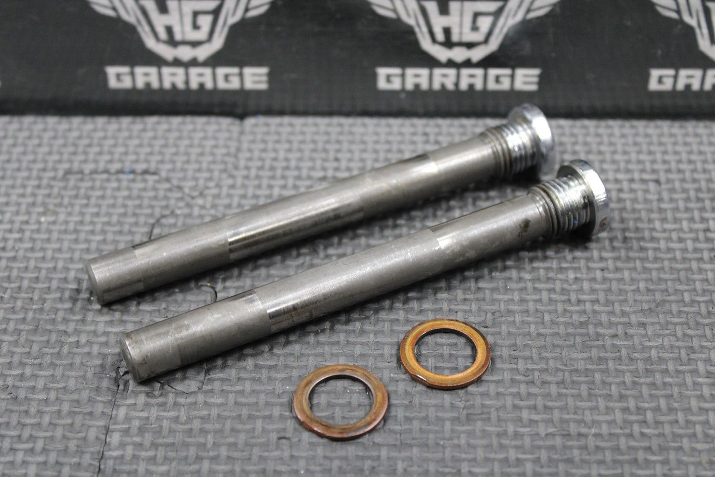 1989 HONDA 84 - 04 XR250R OEM CYLINDER HEAD ROCKER ARM SHAFT BOLTS 14451 - KK0 - 010 - hggarage