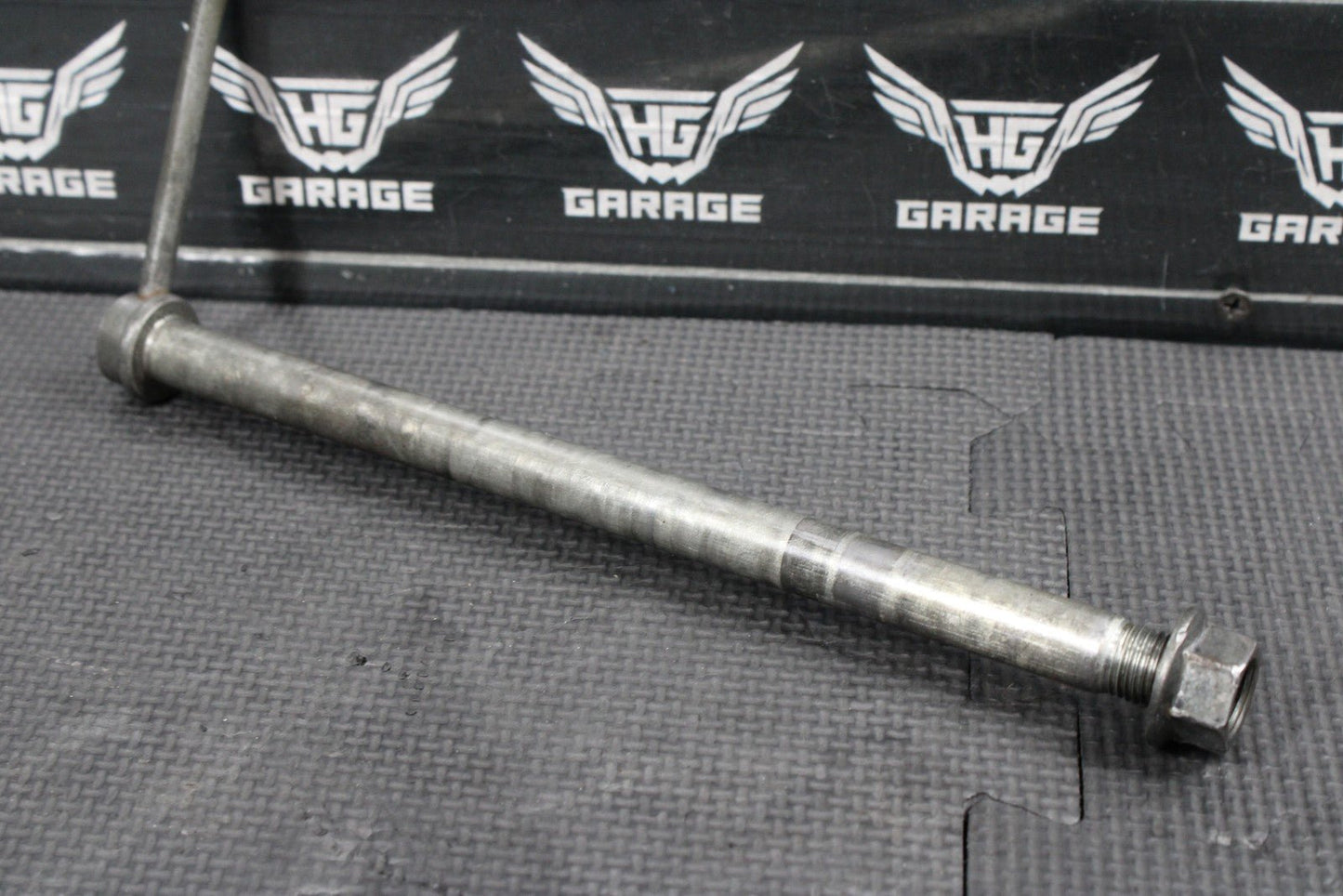1986 86 - 89 KAWASAKI KDX200 OEM FRONT WHEEL RIM AXLE PIVOT BOLT 41068 - 1210 - hggarage