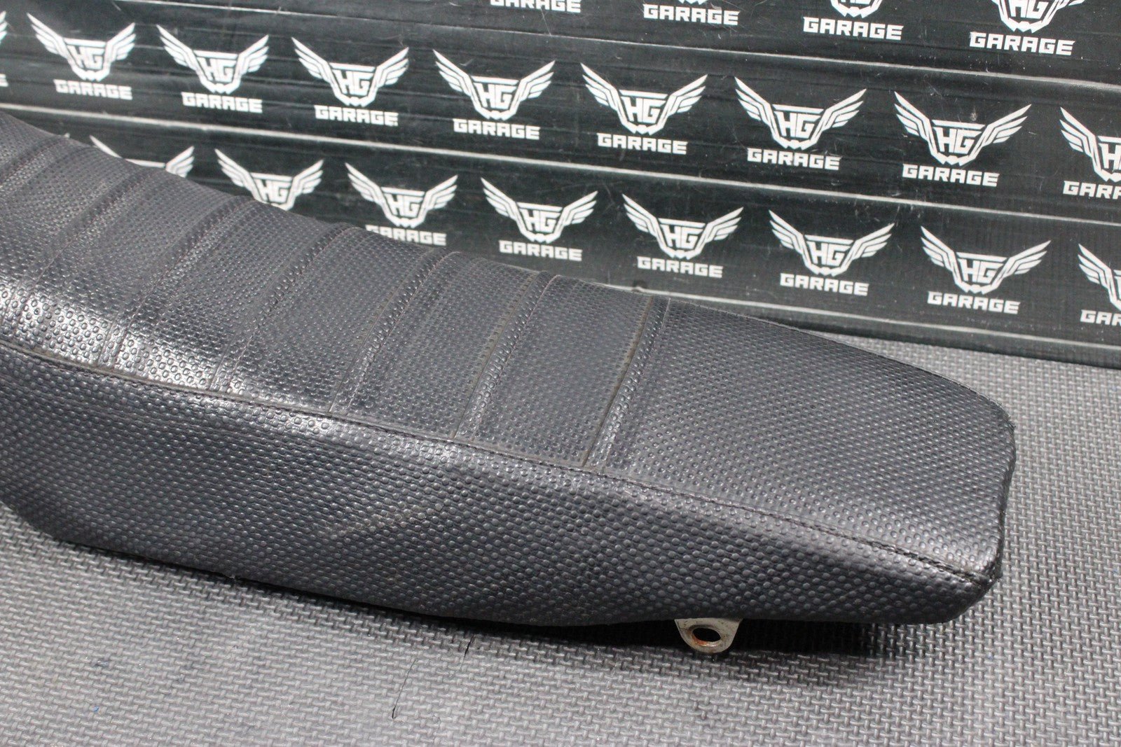 2006 YAMAHA 06 - 08 YZ450F SDG SEAT SADDLE CUSHION PAN 5XC - 24710 - 91 - 00 - hggarage