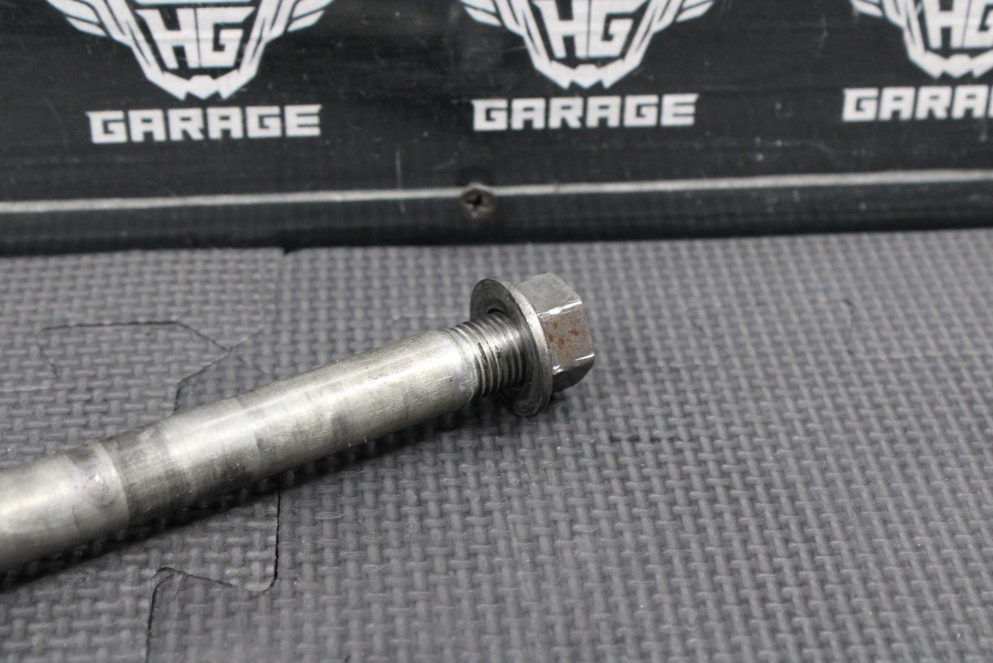 1986 86 - 89 KAWASAKI KDX200 OEM FRONT WHEEL RIM AXLE PIVOT BOLT 41068 - 1210 - hggarage