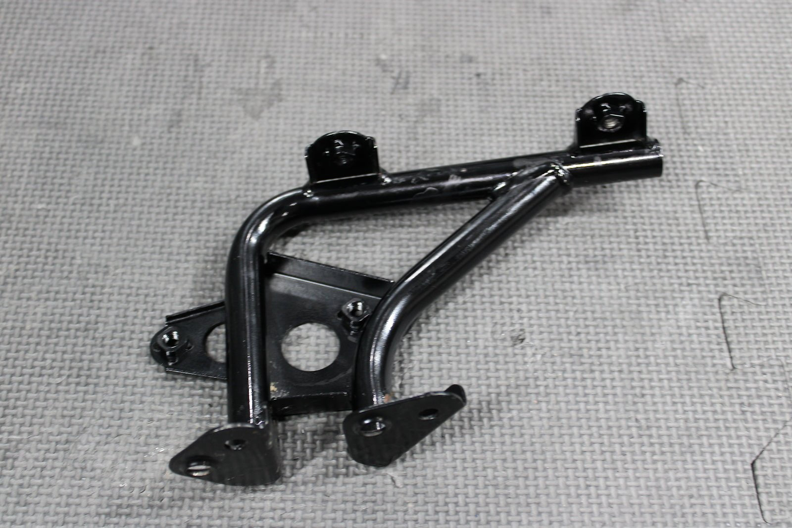 2020 KAWASAKI 01 - 09 / 11 - 21 KX100 OEM RADIATOR MOUNT HOLDER STAY - hggarage