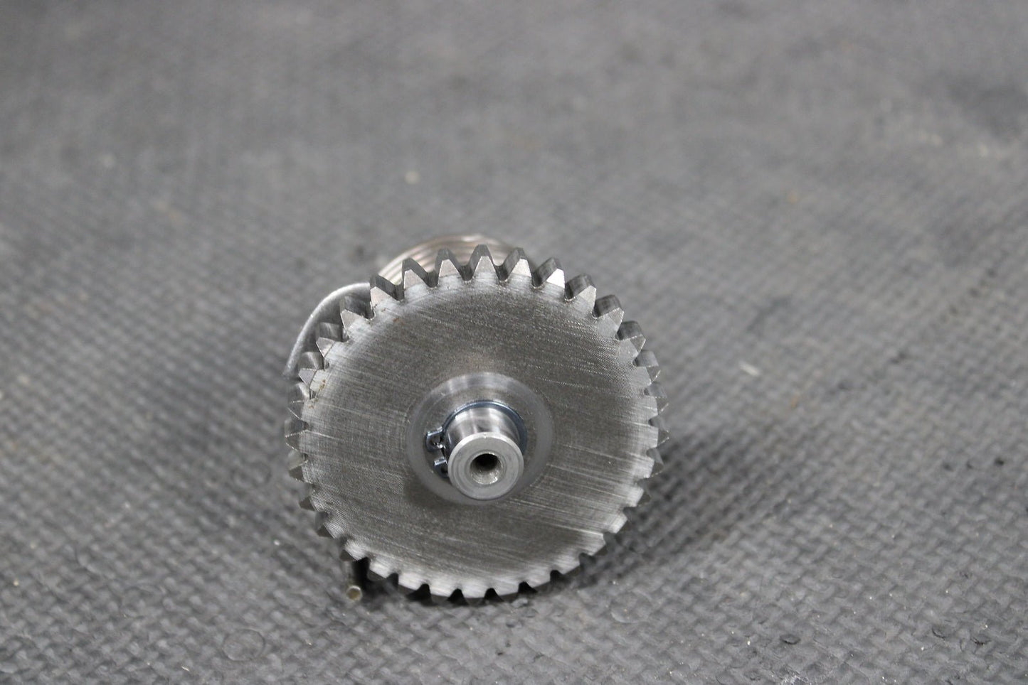 2005 Kawasaki KX100 KX85 OEM Kickstart Kick Start Shaft W Idler Gear Assembly - hggarage