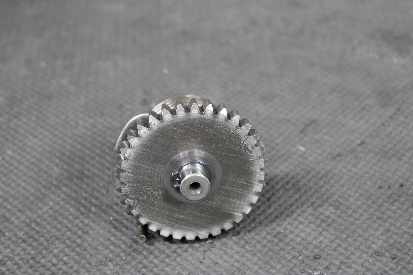 2005 Kawasaki KX100 KX85 OEM Kickstart Kick Start Shaft W Idler Gear Assembly - hggarage