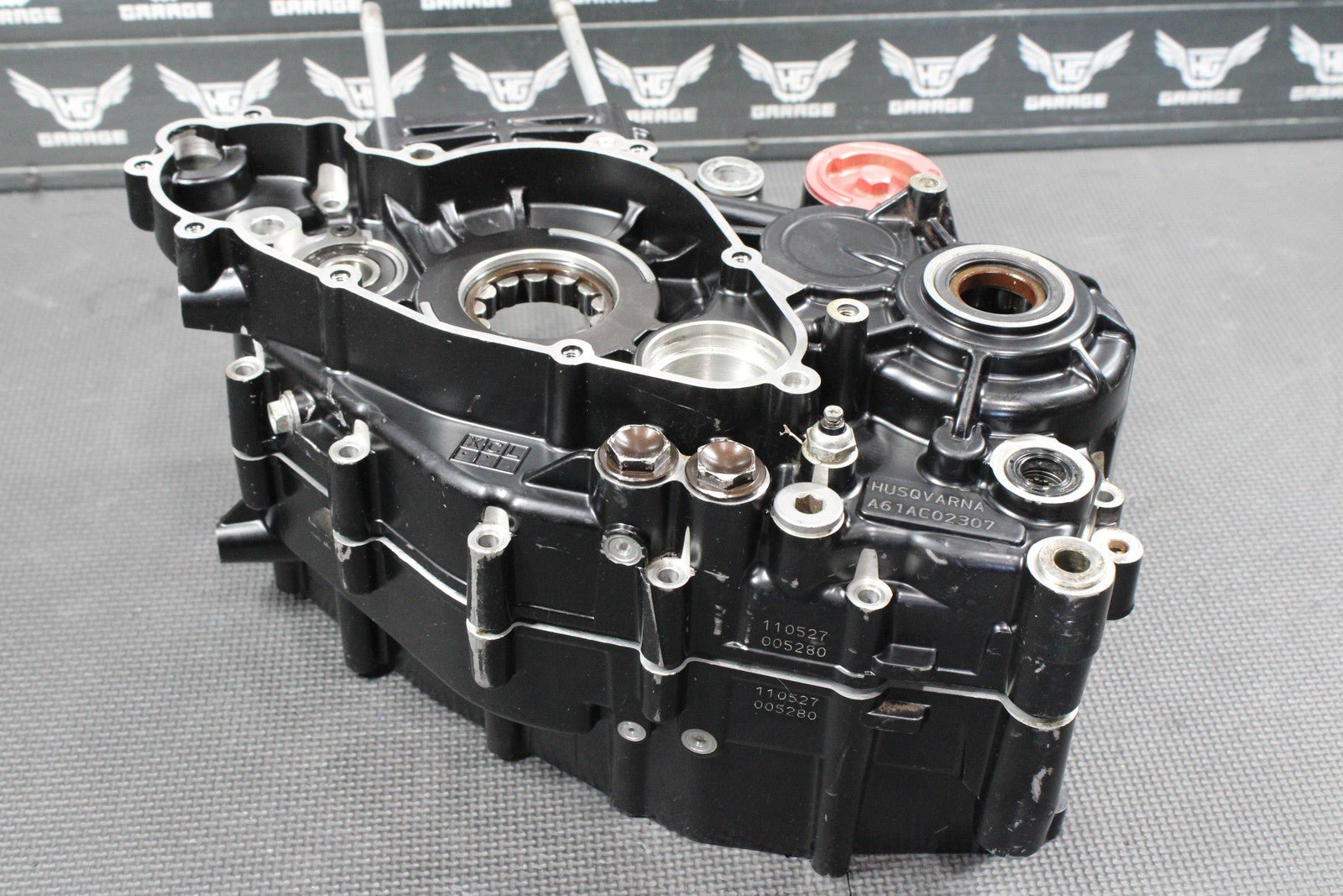 2013 HUSQVARNA TE511 OEM LEFT RIGHT ENGINE MOTOR CRANKCASE CRANK CASES BLOCK - hggarage