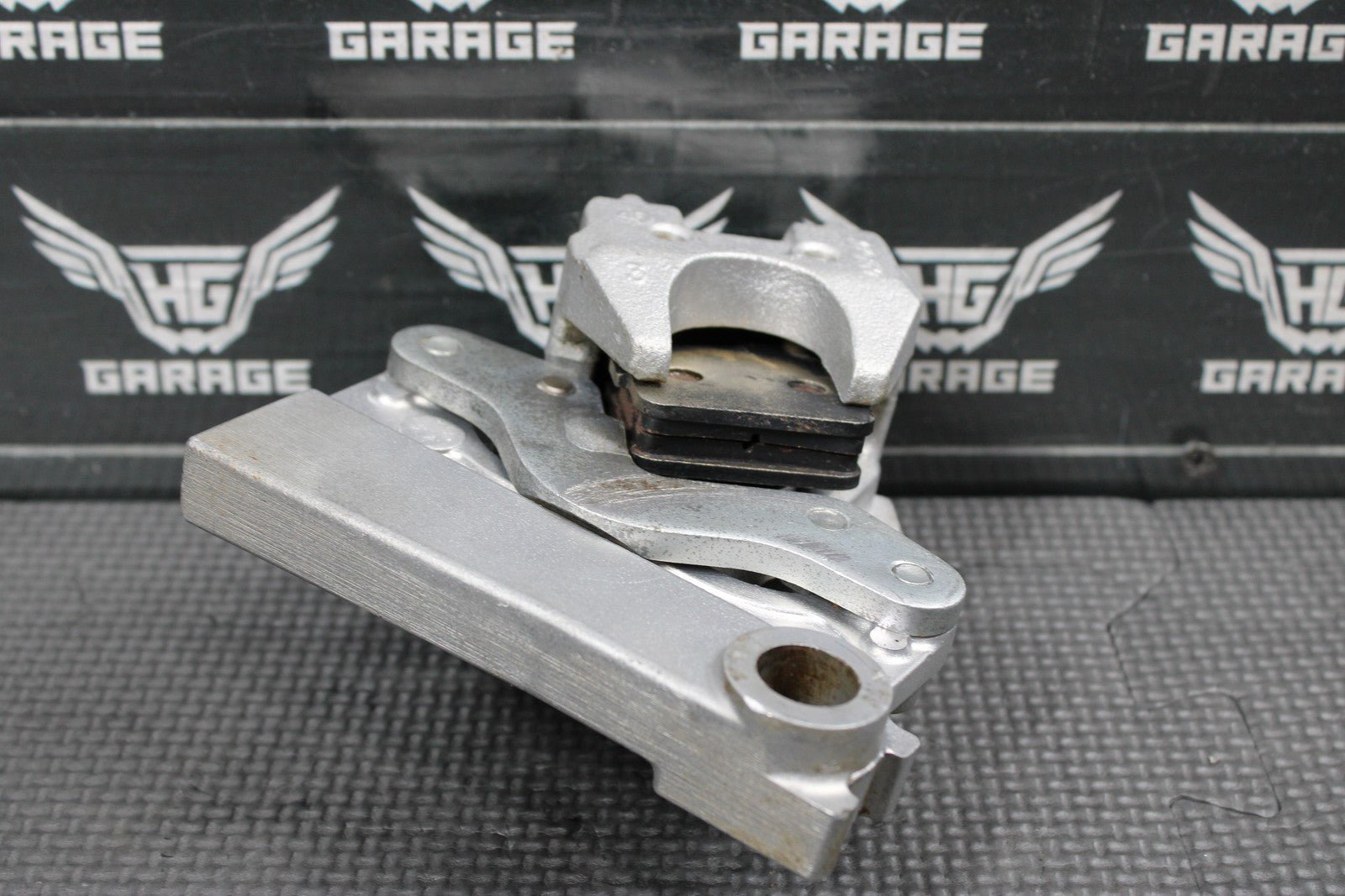 2012 KAWASAKI 04 - 21 KX100 KX85 OEM REAR BACK BRAKE CALIPER 43080 - 5134 GOOD! - hggarage