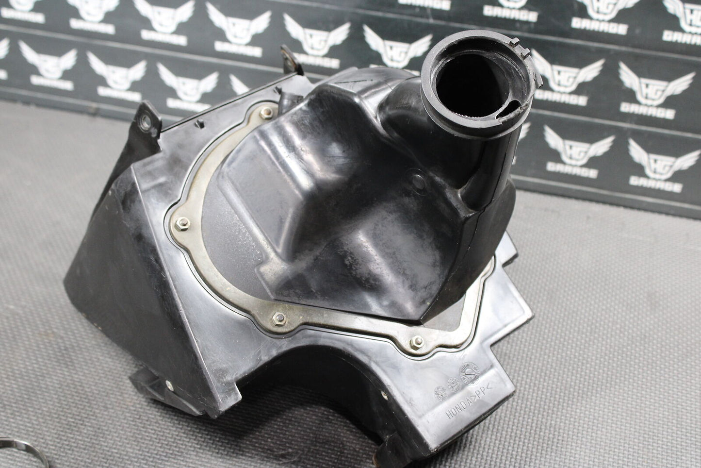 2003HONDA CRF450R OEM AIRBOX INTAKE AIR CLEANER CASE 17210-MEB-770