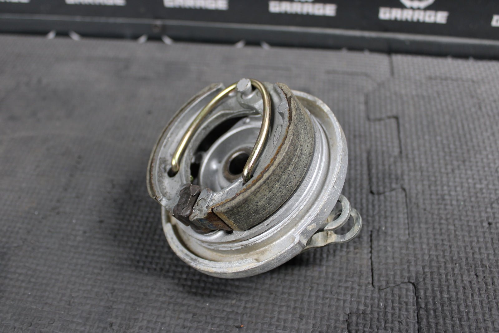 2000 HONDA 04 - 09 / 11 - 16 / 2018 / 20 - 22 CRF50F 00 - 03 XR50R OEM FRONT BRAKE DRUM - hggarage