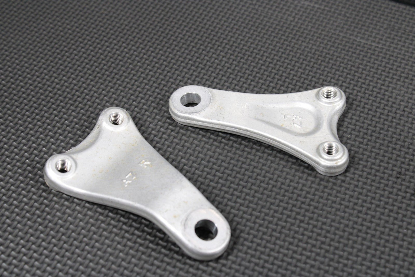 2019 HONDA CRF450R CRF450RX OEM ENGINE MOTOR MOUNT STAY BRACKETS ASSEMBLY - hggarage