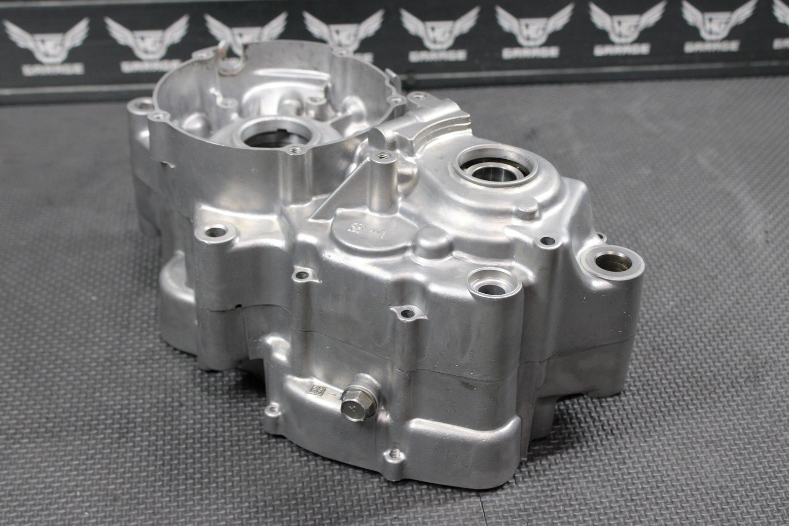 1996 KAWASAKI KX125 OEM LEFT RIGHT ENGINE MOTOR CRANKCASE CRANK CASES BLOCK - hggarage