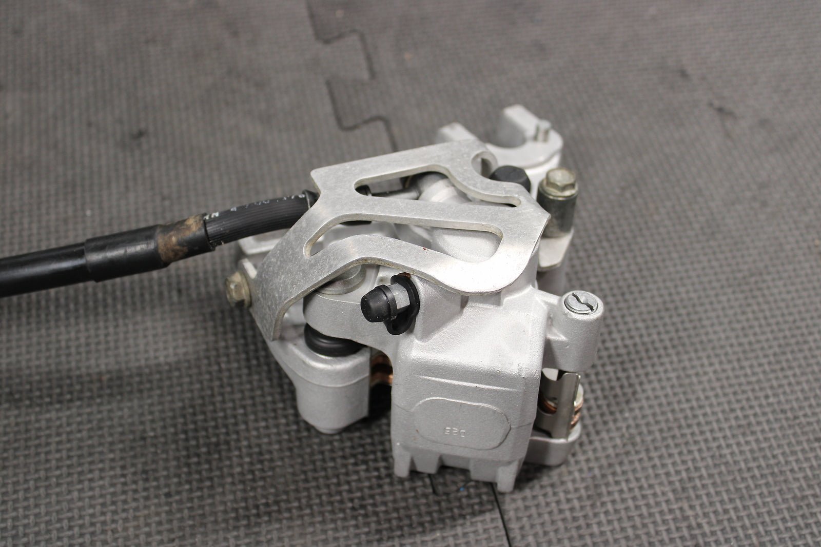 2001 Honda XR250R OEM Nissin Rear Back Brake Caliper Master Cylinder Lever - hggarage