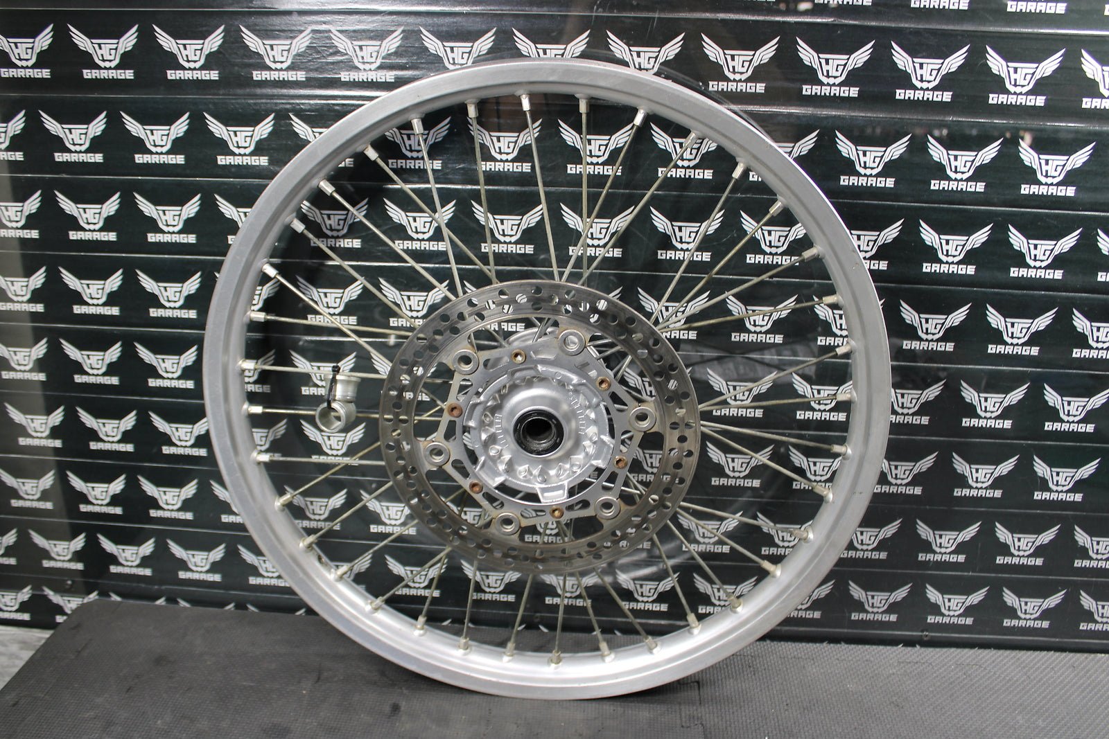 2006 YAMAHA YZ250F OEM EXCEL FRONT WHEEL RIM HUB ASSEMBLY 5NY - 25111 - 00 - 00 - hggarage