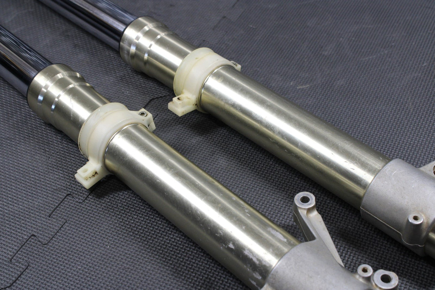 2000 SUZUKI 00 - 04 DRZ400 OEM RIGHT LEFT FRONT SUSPENSION FORKS SHOCKS DAMPERS - hggarage