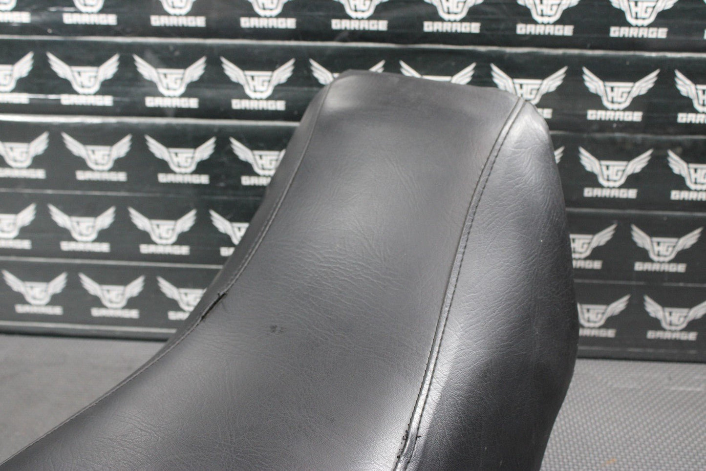 1991 YAMAHA BANSHEE 350 88 - 91 OEM SEAT SADDLE FOAM PAN COVER 3GG - 24710 - 10 - 00 - hggarage