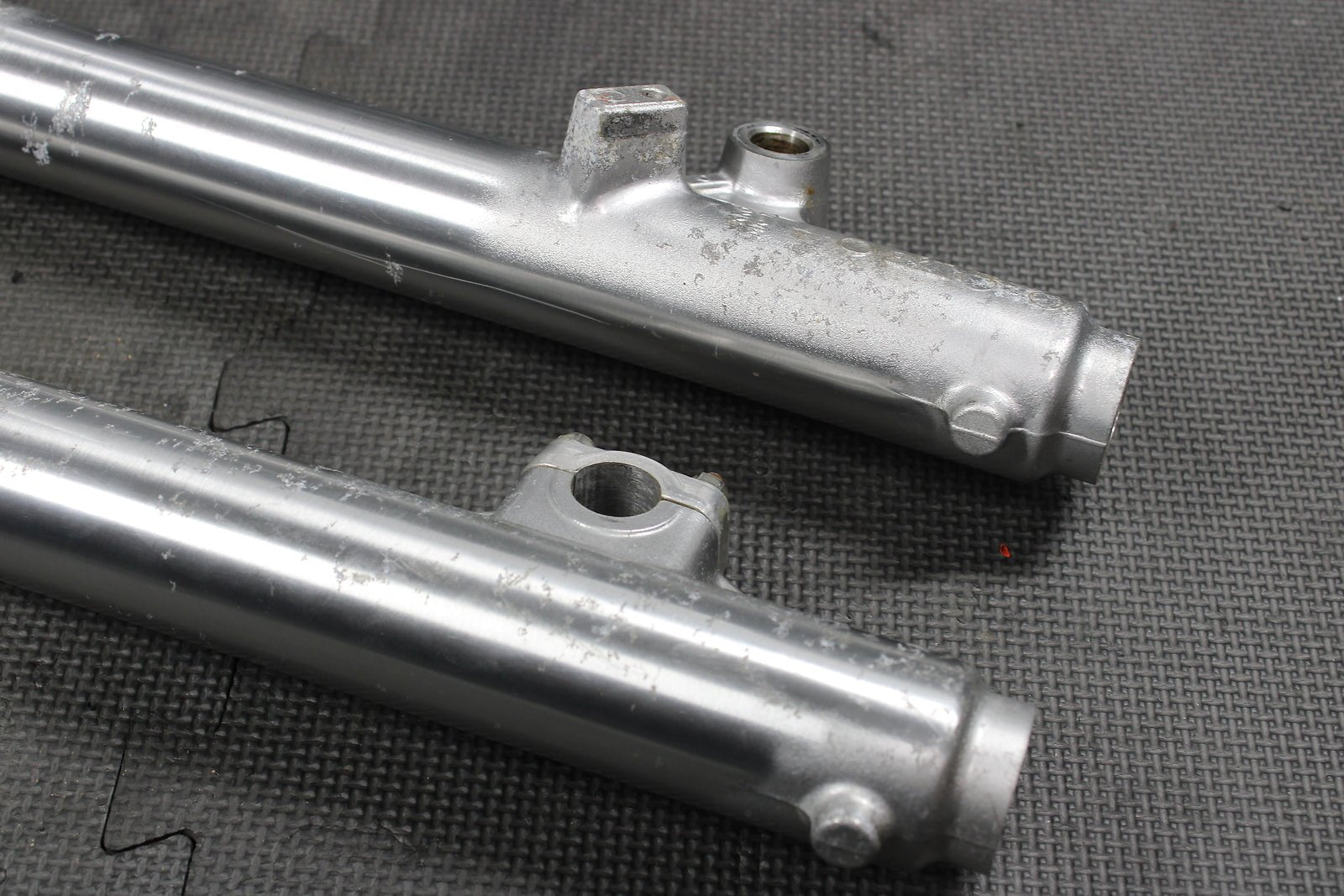 2002 Honda XR200R 95 - 02 OEM KYB Right Left Front Suspension Forks Shocks 51480 - K - hggarage