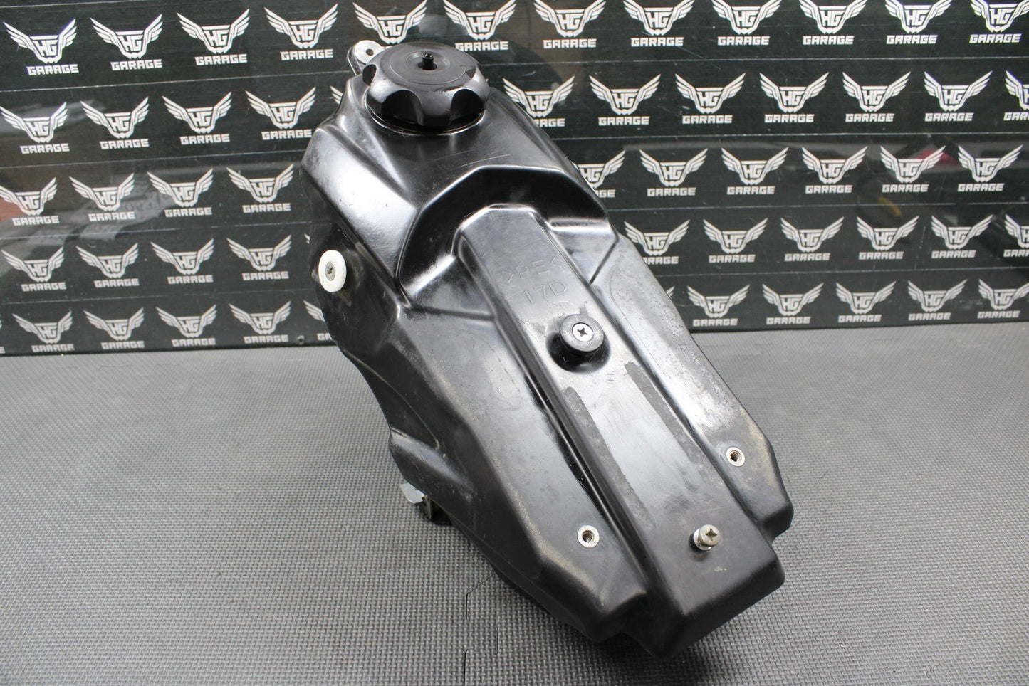 2010 10 - 13 YAMAHA YZ250F OEM GAS FUEL TANK CELL PETROL RESERVOIR 17D - 24110 - 50 - 00 - hggarage