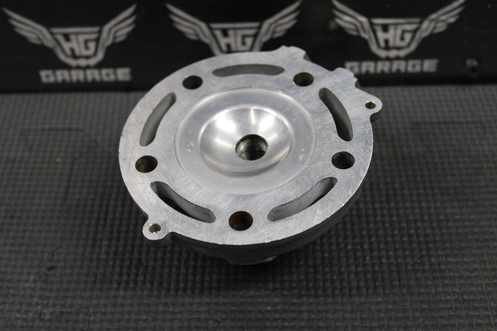 1992 KAWASAKI KX125 OEM ENGINE MOTOR CYLINDER HEAD COVER DOME 11001 - 1369 NICE! - hggarage