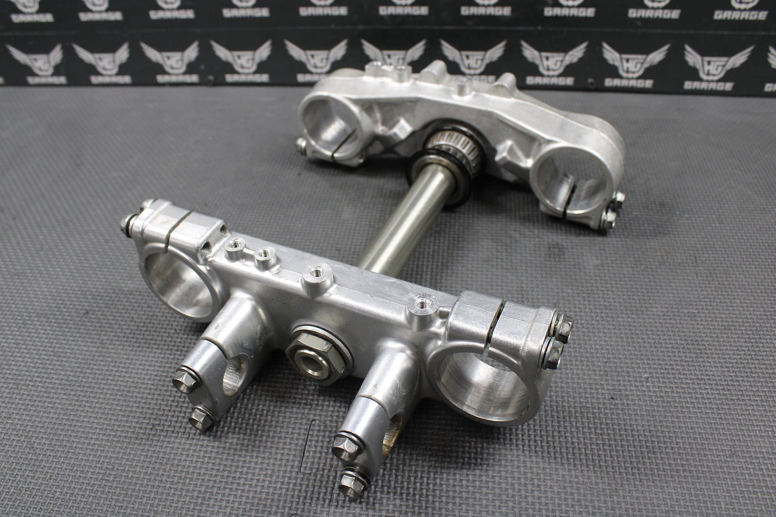2000 SUZUKI 00 - 04 DRZ400 DRZ400E OEM FRONT FORKS TRIPLE TREE STEM BAR CLAMP NICE - hggarage