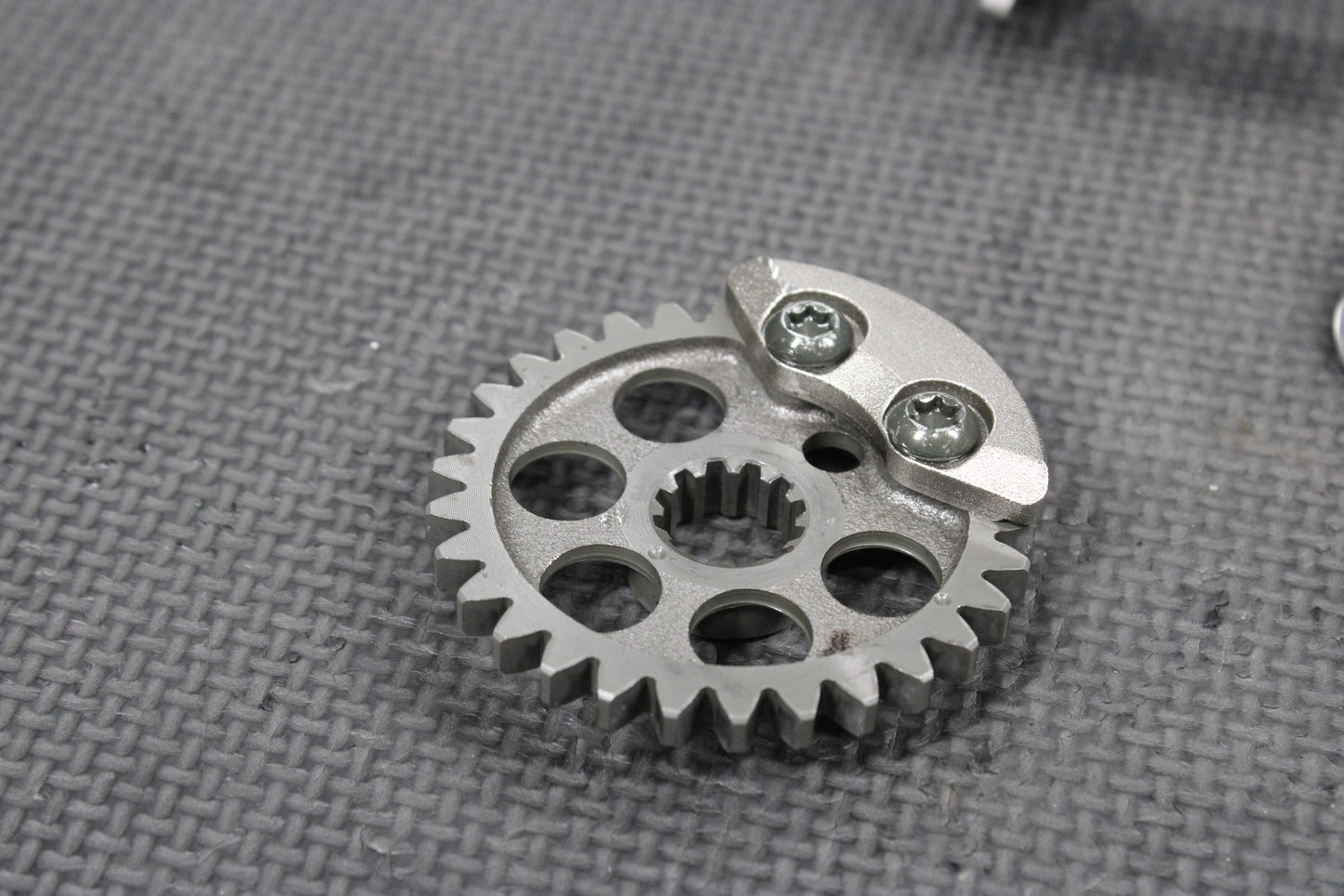 2006 YAMAHA WR250F YZ250F OEM ENGINE CRANKSHAFT BALANCER GEAR COUNTER BALANCER - hggarage