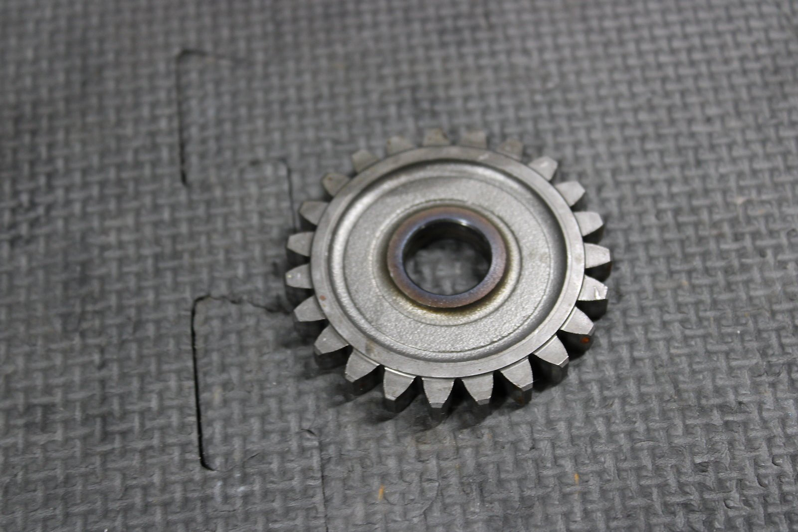 1999 HONDA OEM KICKSTART KICK START SHAFT W IDLER GEAR 28211 - GC4 - 600 28251 - GC4 - 7 - hggarage