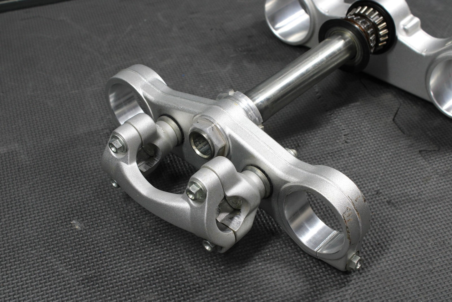 2013 HUSQVARNA TE511 OEM FRONT FORKS LOWER UPPER TRIPLE TREE STEM CLAMP - hggarage
