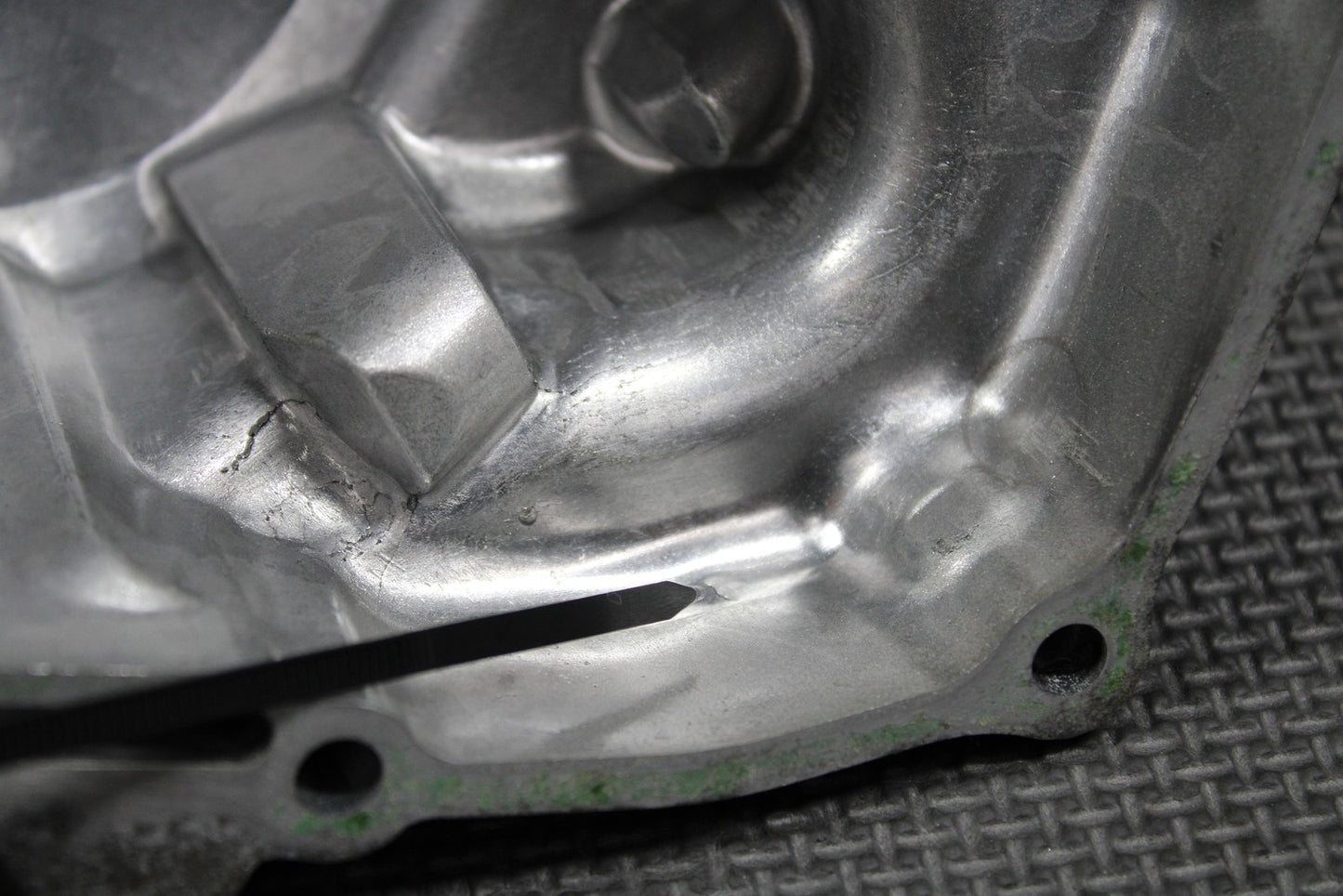 1999 HONDA XR200R 90 - 02 OEM ENGINE RIGHT CRANKCASE CLUTCH COVER 11330 - KT0 - 830 - hggarage