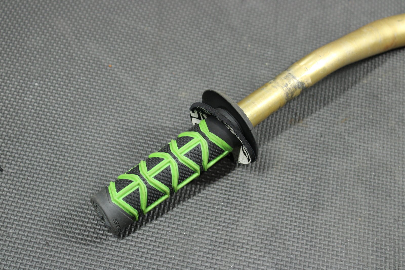 1999 Kawasaki KX100 Answer 1 1/8" Handlebars Bars Grips Steering 46003 - 0027 - hggarage