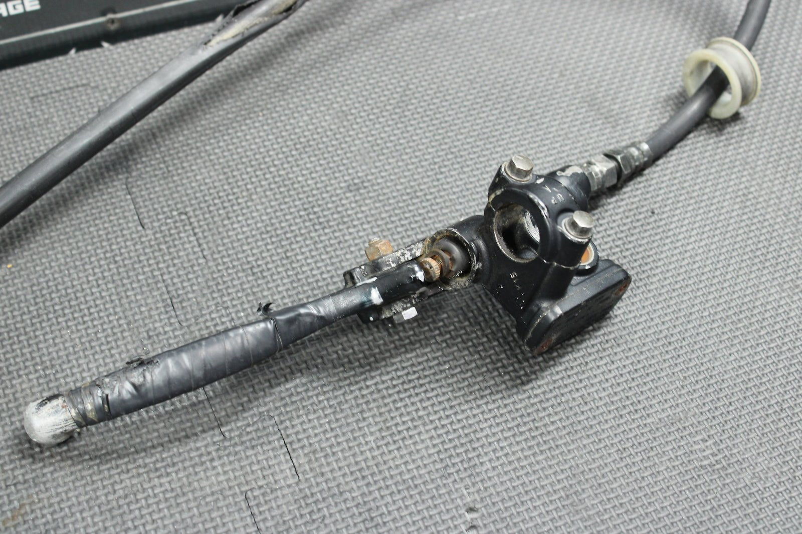 1993 Honda CR80R OEM Front Brake Caliper Master Cylinder 45100 - GS2 - 601 - hggarage